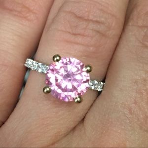 Beautiful Pink Sapphire Engagement Ring 2ct